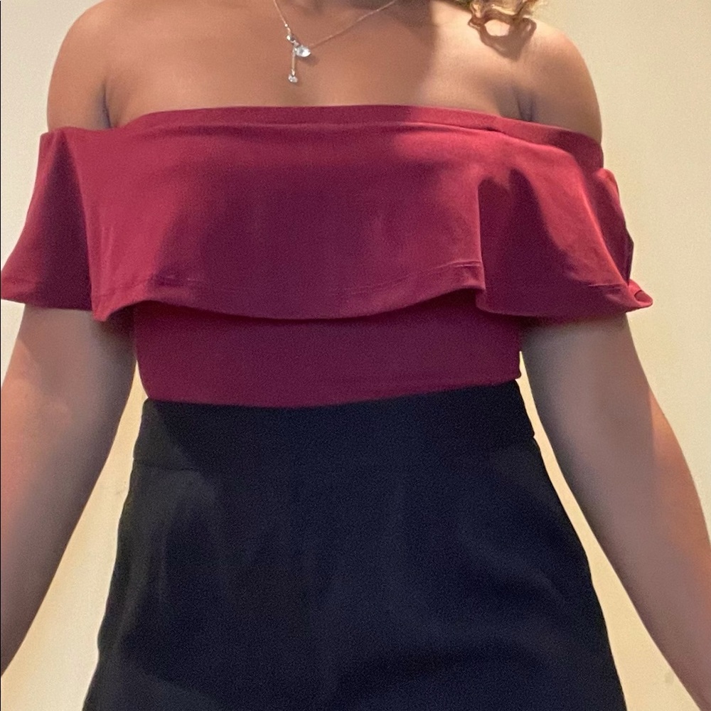 GUESS Shoulder bodysuits